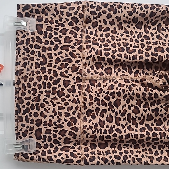 Silver Icing Exclusive Leggings - Leopard Print - Picture 5 of 6